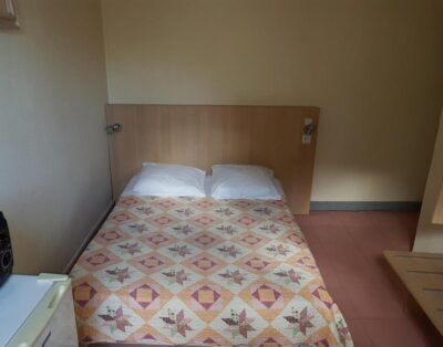 Royal Hotel Mad