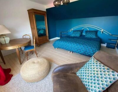 3 bedroom guest house in Burgundy
