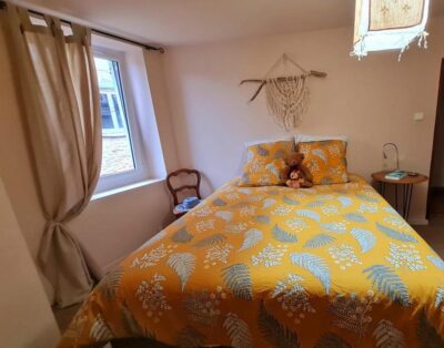 Solène – Double Room with Private Bathroom