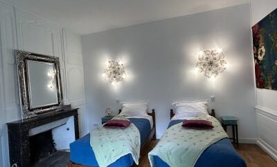 Twin bedroom