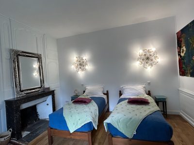 Twin bedroom