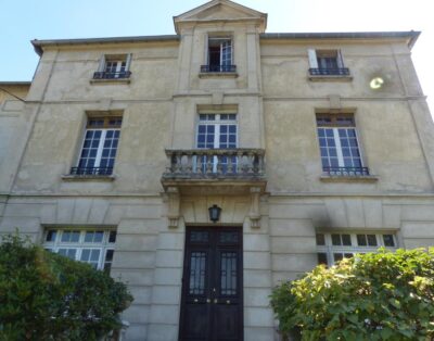 4 spacious rooms in classic style near Limoux