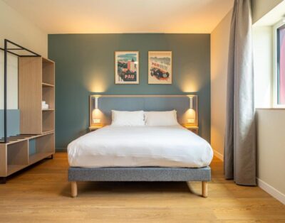 Apartment Limoges with private lounge