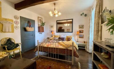 Comfortable Double Room Jaune