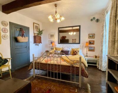 Comfortable Double Room Jaune