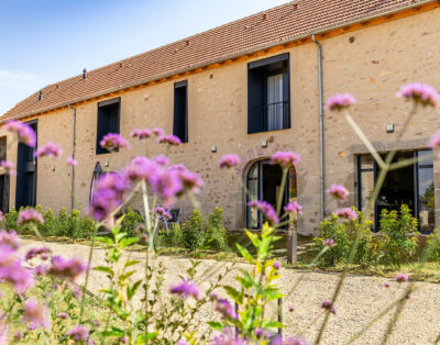 Les Tournesols – 3 Bedroom House with swimming pool, garden
