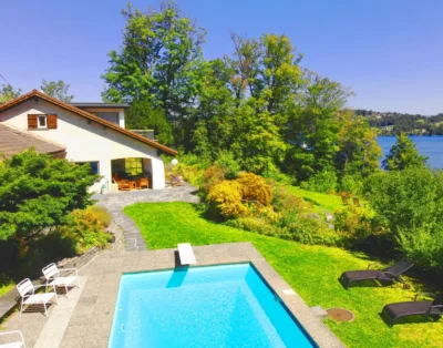 Classic Lakeside Villa