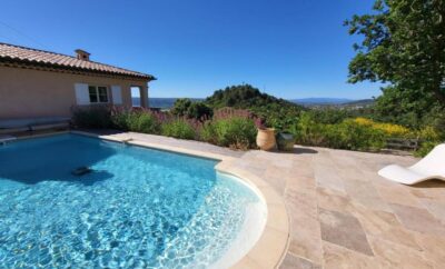 Provence Family room 2 + 2