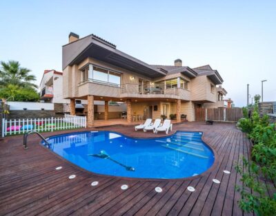 Reus Luxury Villa