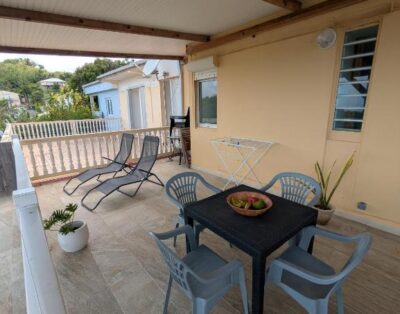 3 bedrooms villa with sea view