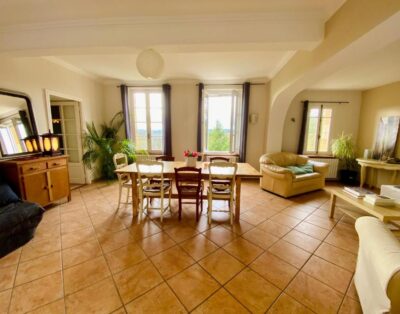 Charming cottage for 7 people